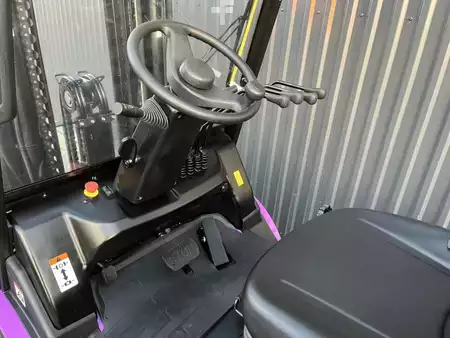 Elektro čtyřkolový VZV 2025  AntOn CBH 2.5 (8)