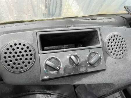 Gázüzemű targoncák 2009  Linde H45T (6)