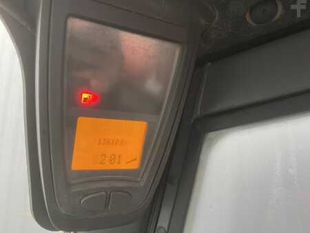 Gázüzemű targoncák 2009  Linde H45T (7)