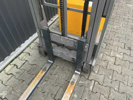 Magasemelésű béka 2019  Jungheinrich EJG112 (10)