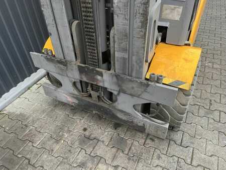 Carrelli elettrici 4 ruote 2020  Jungheinrich EFG550 (6)