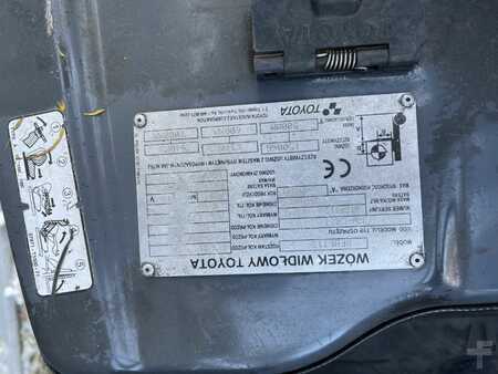 Elektro tříkolové VZV 2012  Toyota 8FBET15 (4)