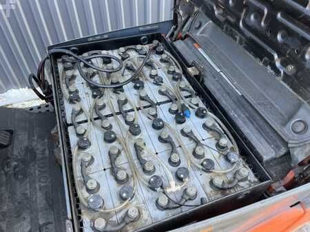 Elektro tříkolové VZV 2012  Toyota 8FBET15 (6)