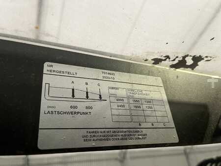 Työntömastotrukki - BT RRE160B (9)