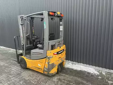 Elektro tříkolové VZV 2019  Jungheinrich EFG213 (3)