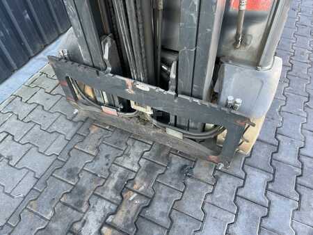 Gas truck 2019  Linde H18T-01 (9)