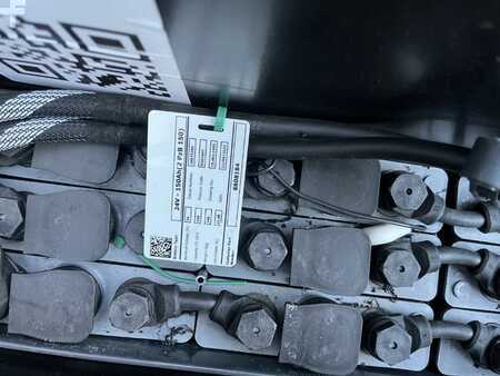 Wózki niskiego podnoszenia 2022  Hytsu P1.6 (6)