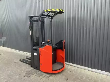 Beállós targonca 2023  Linde D14SP (3)