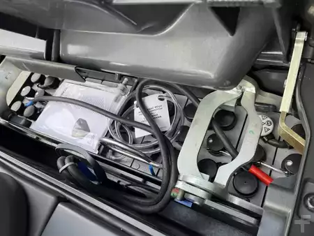 Beállós targonca 2023  Linde D14SP (6)