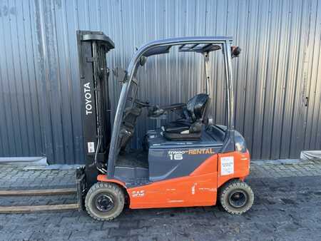 Elektro 4 Rad 2016  Toyota 8FBM16T (2)