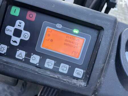 Elektro 4 Rad 2016  Toyota 8FBM16T (6)