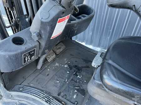 LPG VZV 2018  Linde H18T-01 (8)