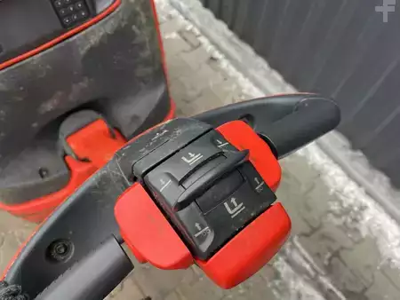 Magasemelésű béka 2020  Linde D10 (8)