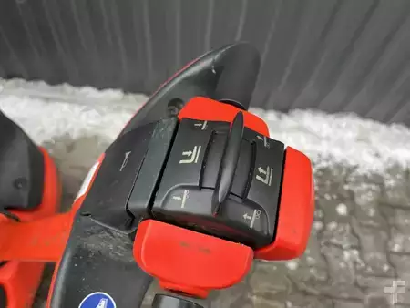 Magasemelésű béka 2020  Linde D10 (8)