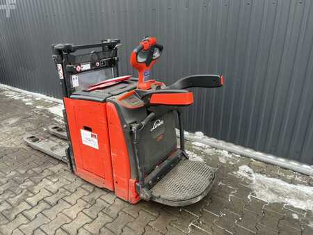 Stacker stå på 2020  Linde D10AP (3)