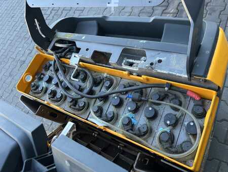 Tractor de arrastre 2021  Jungheinrich EZS350 (6)