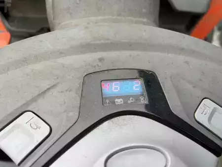 Beállós targonca 2018  BT SPE200D (8)