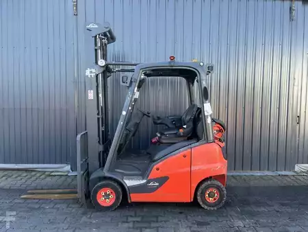 Chariots élévateurs GPL 2017  Linde H14T-01 (2)