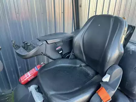 Chariots élévateurs GPL 2017  Linde H14T-01 (7)