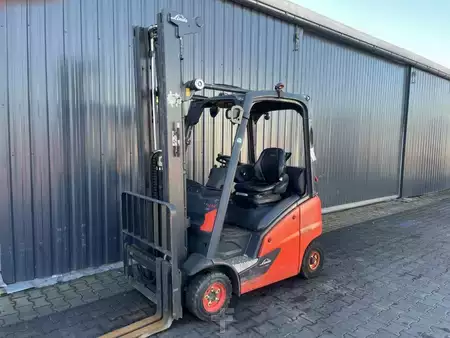 Chariots élévateurs GPL 2017  Linde H14T-01 (1)