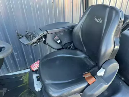 Chariots élévateurs GPL 2017  Linde H14T-01 (7)