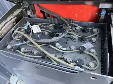 Nízkozdvižný vozík 2017  Linde T25S (5)