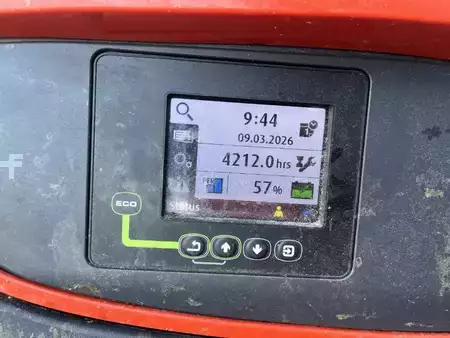 Apilador eléctrico 2020  Linde D10 (8)