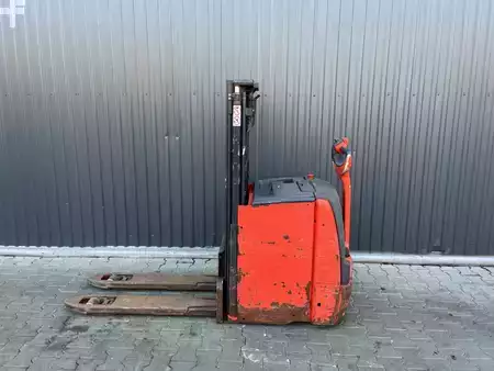 Apilador eléctrico 2020  Linde D10 (2)