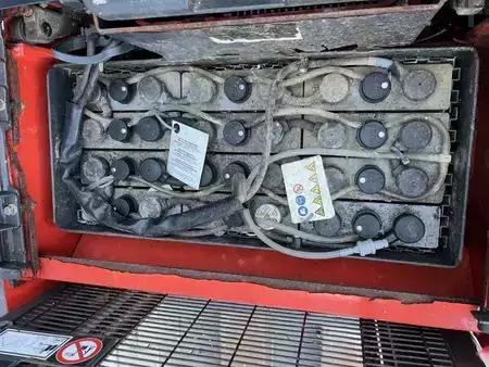 Apilador eléctrico 2020  Linde D10 (5)