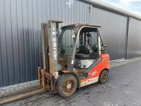 Gas gaffeltruck 2022  Heli CPYD35 (1)