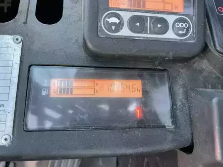 Dieselstapler 2020  Toyota 8FDF30 (5)