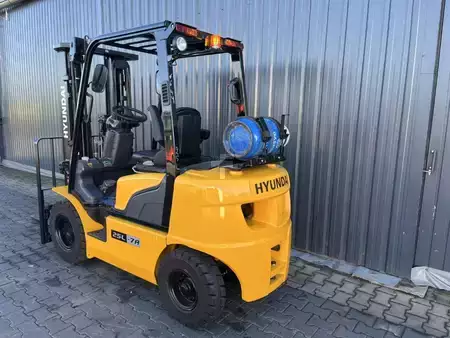 Treibgasstapler 2022  Hyundai 25L-7A (3)