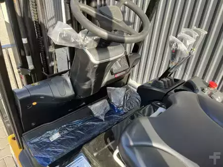 Chariots électriques à 3 roues 2023  Hyundai 18BT-9U (6)