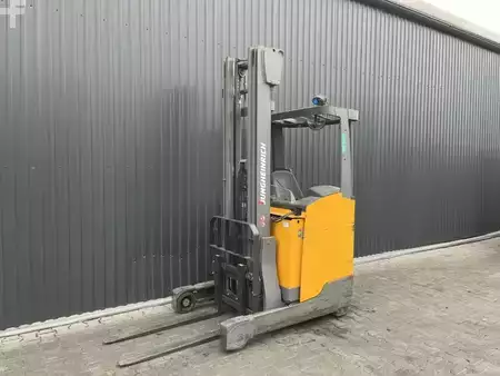 Carrelli retrattili 2019  Jungheinrich ETV112 (1)