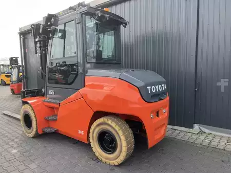 Elektromos 4 kerekű 2023  Toyota 9FBH80T (3)