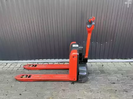 Elektrische palletwagens 2022  Linde MT15 (2)