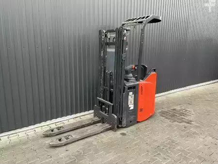 Beállós targonca 2019  Linde D14SP (1)