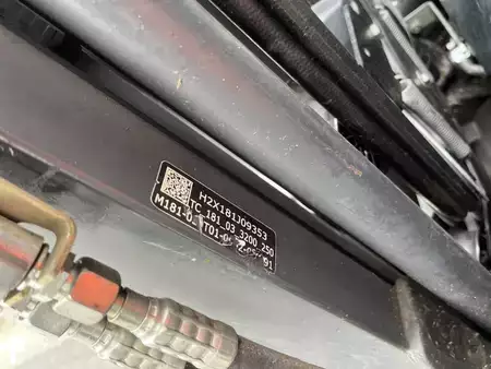 Wózki gazowe 2018  Linde H18T-01 (5)