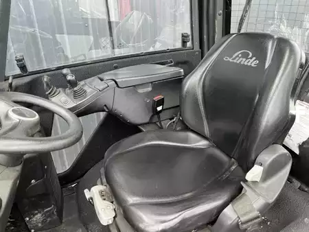 Wózki gazowe 2018  Linde H18T-01 (8)