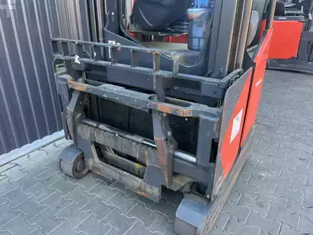 Schubmaststapler 2020  Linde R14X-03 (9)
