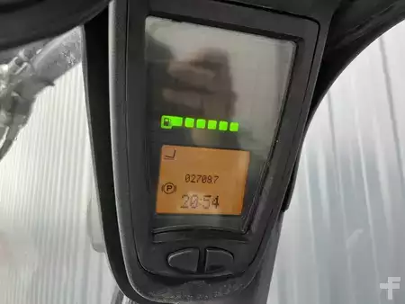 LPG VZV 2018  Linde H18T-01 (10)