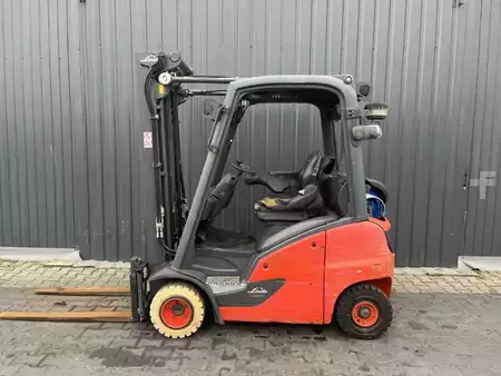 LPG VZV 2018  Linde H18T-01 (2)