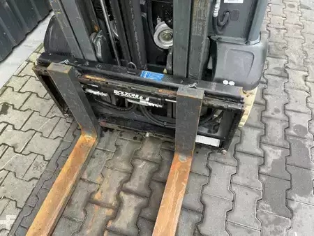 LPG VZV 2018  Linde H18T-01 (8)