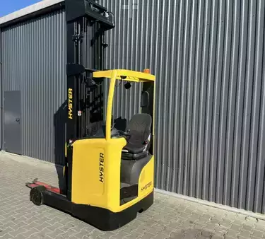 Chariots à mât rétractable 2019  Hyster R1.4 (3)