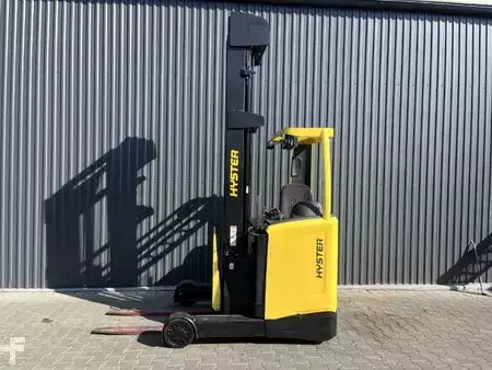 Chariots à mât rétractable 2019  Hyster R1.4 (2)