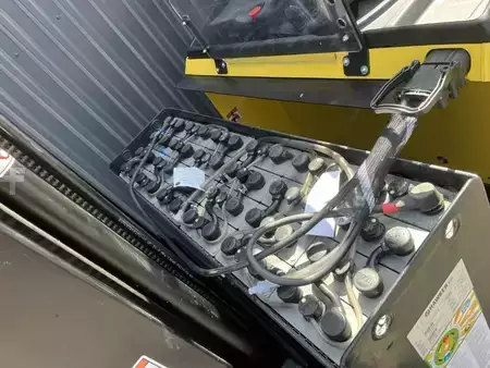 Chariots à mât rétractable 2019  Hyster R1.4 (7)