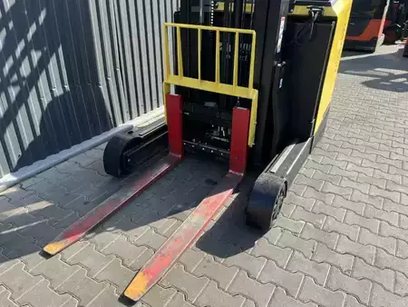 Chariots à mât rétractable 2019  Hyster R1.4 (7)