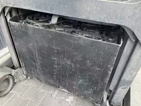Schubmaststapler 2017  Linde R14X-03 (8)