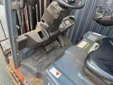 Elektromos 3 kerekű 2019  Toyota 8FBE16T (8)