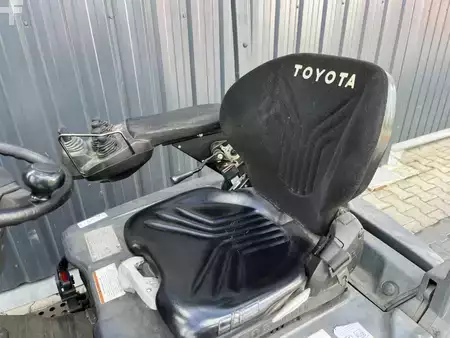 El Truck - 3-hjul 2011  Toyota 8FBET15 (8)